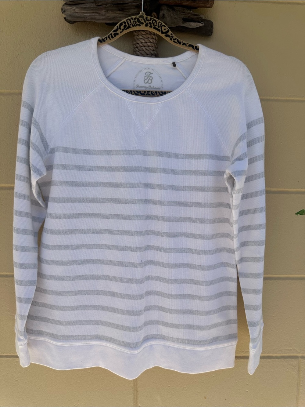Tommy Bahama White Crewneck Sweater with Light Gray Stripes M
